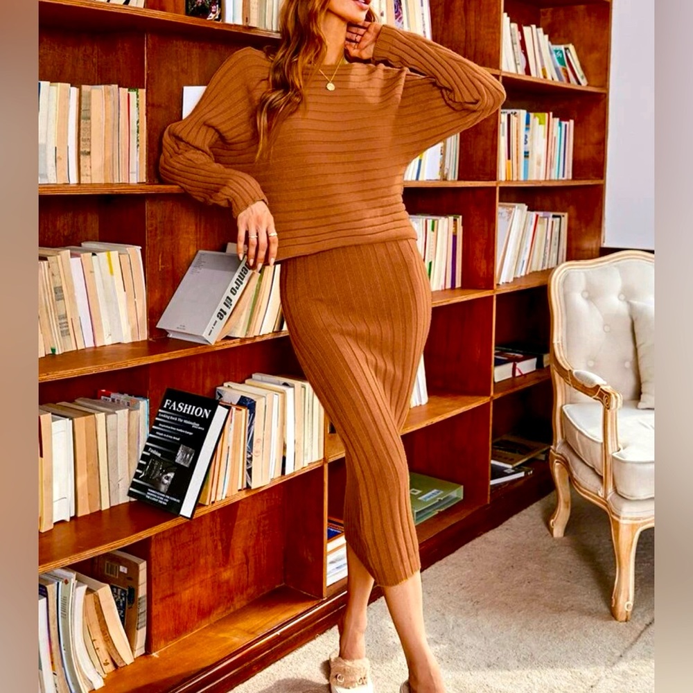 Batwing sleeve sweater & midi sweater dress matching set